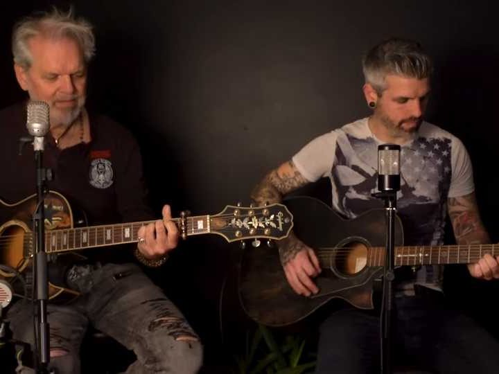 Clip : Jeremy Gio & Toniskall – À toi mon sang