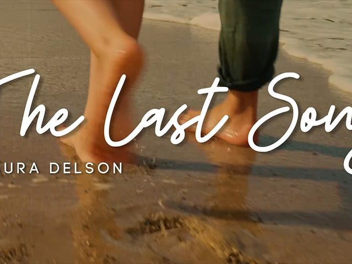 Laura Delson : The Last Song [CLIP]
